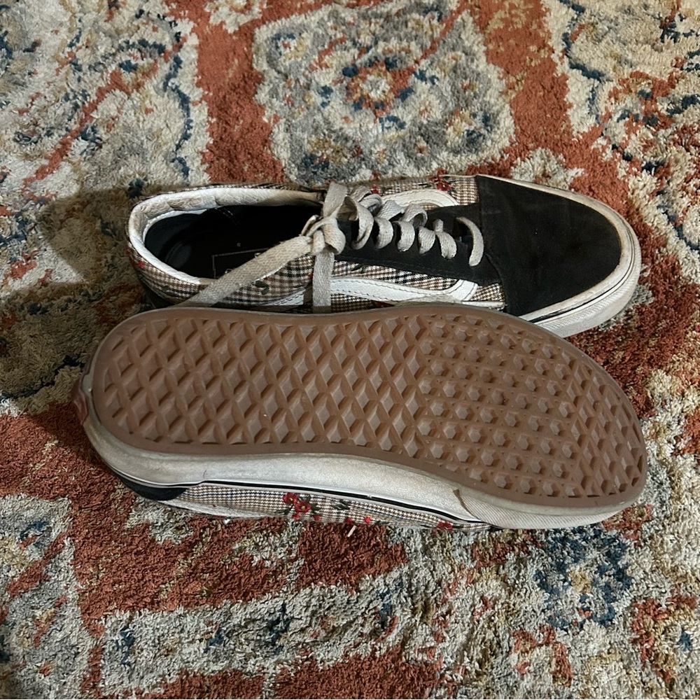 Embroidered Vans - Picture 4 of 5